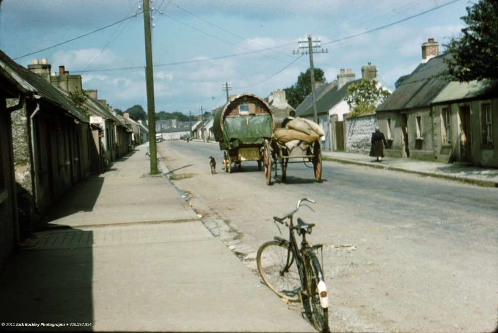 Travelers - Bluepool, Kanturk, Co. Cork, IR, ca. 1950